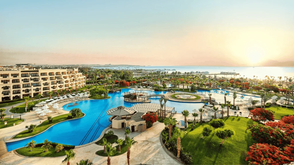 Steigenberger ALDAU beach hotel resort in Hurghada